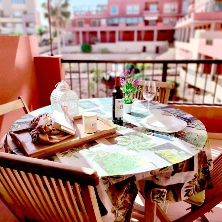 Cm 2 Bd Near The Sea Apartment *