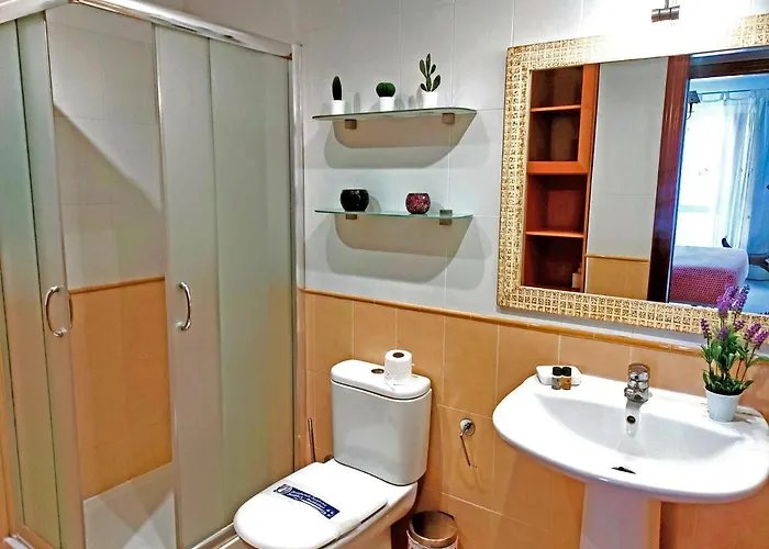 Cm 2 Bd Near The Sea *